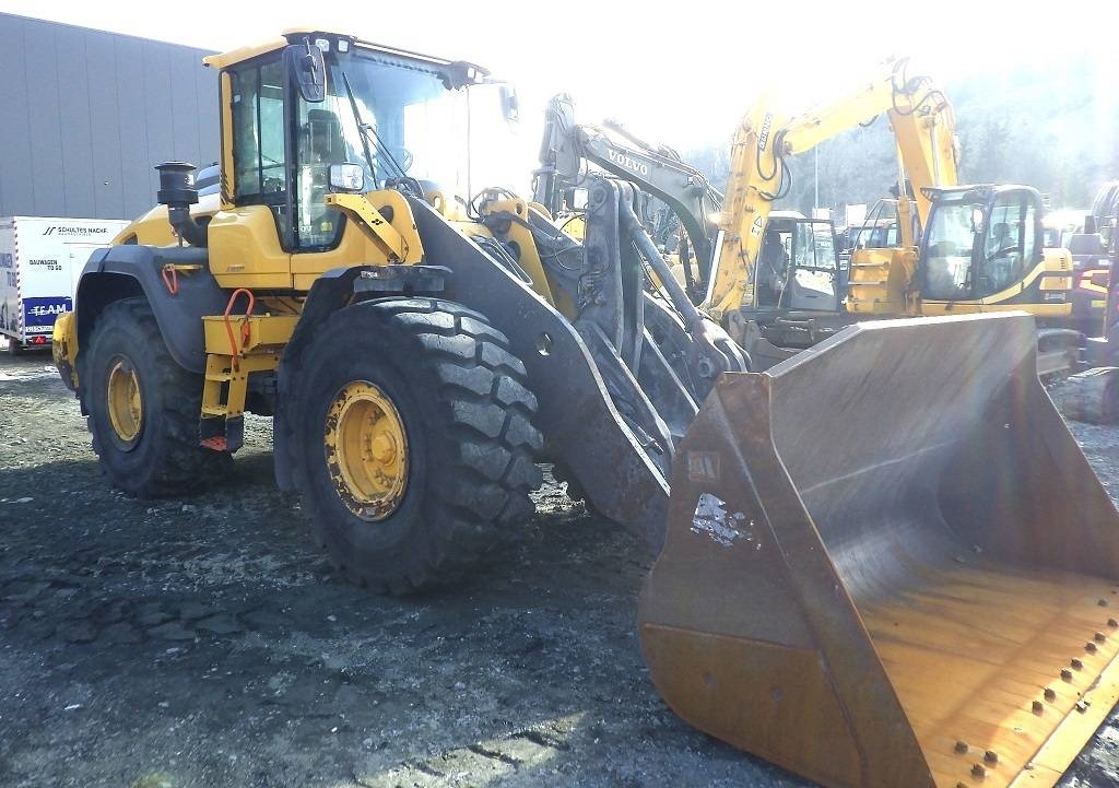 Volvo L 110 H - Riteņu iekrāvējs: foto 3 Volvo L 110 H - Riteņu iekrāvējs: foto 3