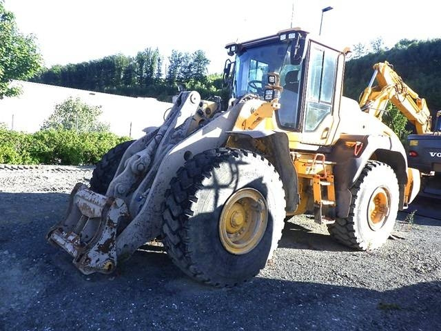 Volvo L 120 H - Riteņu iekrāvējs: foto 1 Volvo L 120 H - Riteņu iekrāvējs: foto 1