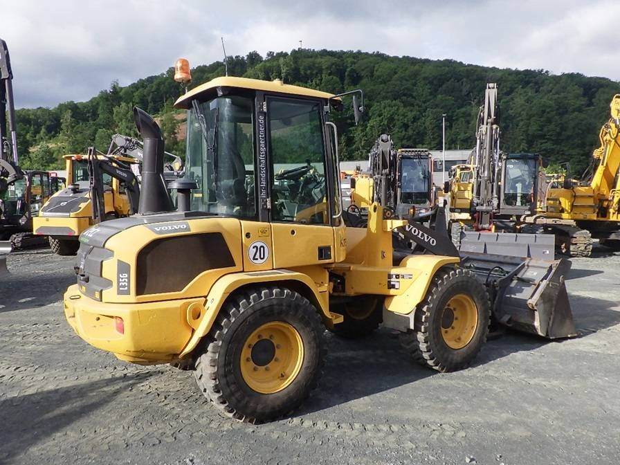 Volvo L 35 G - Riteņu iekrāvējs: foto 3 Volvo L 35 G - Riteņu iekrāvējs: foto 3