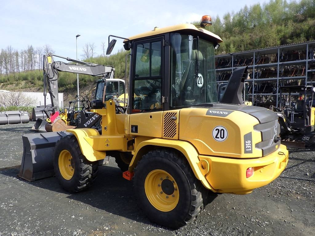 Volvo L 35 G - Riteņu iekrāvējs: foto 5 Volvo L 35 G - Riteņu iekrāvējs: foto 5