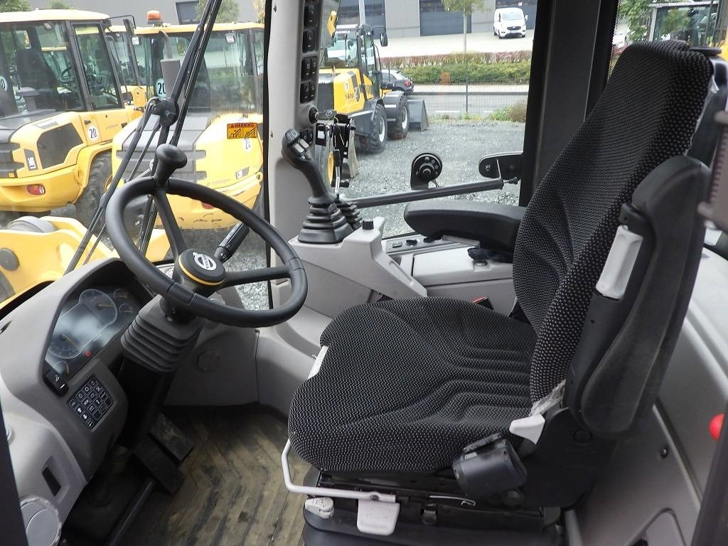 Volvo L 45 H - Riteņu iekrāvējs: foto 3 Volvo L 45 H - Riteņu iekrāvējs: foto 3
