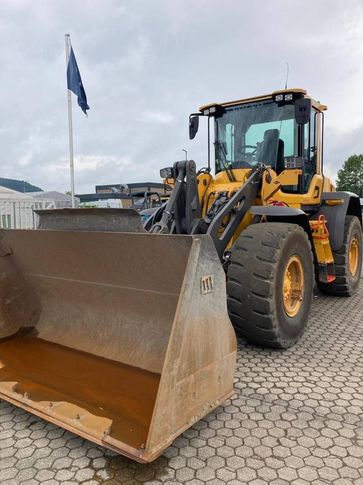 Volvo L 70 H - Riteņu iekrāvējs: foto 1 Volvo L 70 H - Riteņu iekrāvējs: foto 1