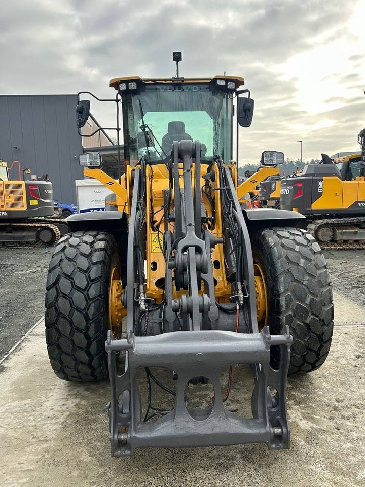 Volvo L 90 H - Riteņu iekrāvējs: foto 2 Volvo L 90 H - Riteņu iekrāvējs: foto 2