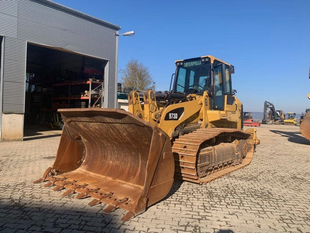CAT 973 D - Kāpurķēžu iekrāvējs: foto 1 CAT 973 D - Kāpurķēžu iekrāvējs: foto 1