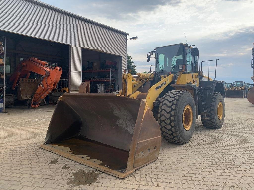 Komatsu WA 430-6 - Riteņu iekrāvējs: foto 1 Komatsu WA 430-6 - Riteņu iekrāvējs: foto 1
