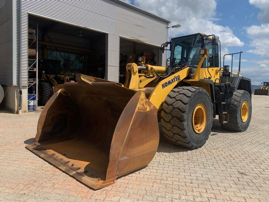 Komatsu WA 470-6 - Riteņu iekrāvējs: foto 1 Komatsu WA 470-6 - Riteņu iekrāvējs: foto 1