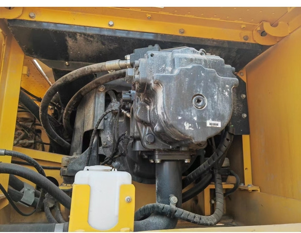 Kāpurķēžu ekskavators 2022 Komatsu PC400-8: foto 9