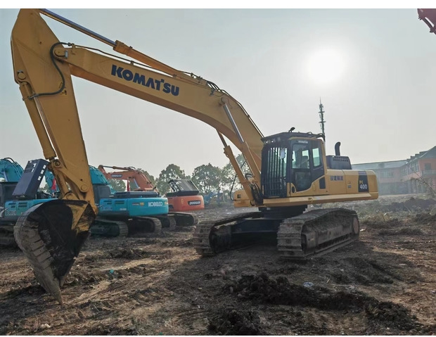Kāpurķēžu ekskavators 2022 Komatsu PC400-8: foto 10