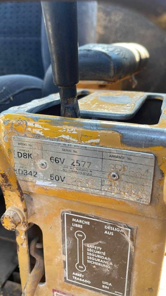 CAT D 8 K - Buldozers: foto 3 CAT D 8 K - Buldozers: foto 3