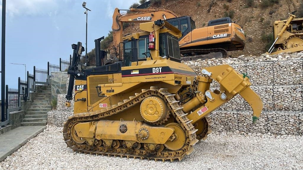 CAT D 9 N - Buldozers: foto 3 CAT D 9 N - Buldozers: foto 3