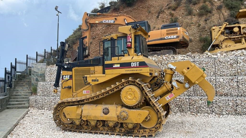 CAT D 9 N - Buldozers: foto 2 CAT D 9 N - Buldozers: foto 2