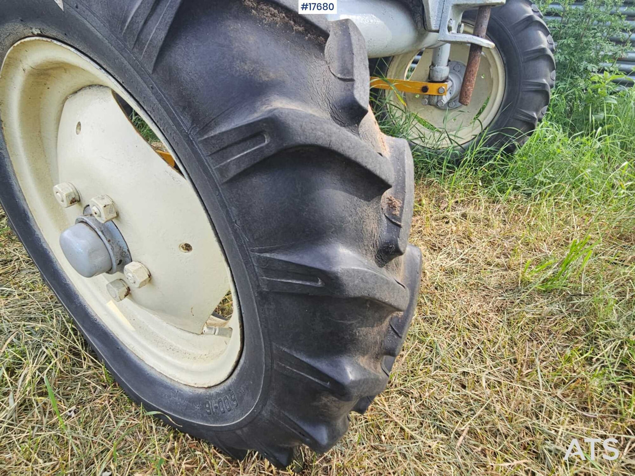 Traktors 1972 Ursus C 330: foto 19