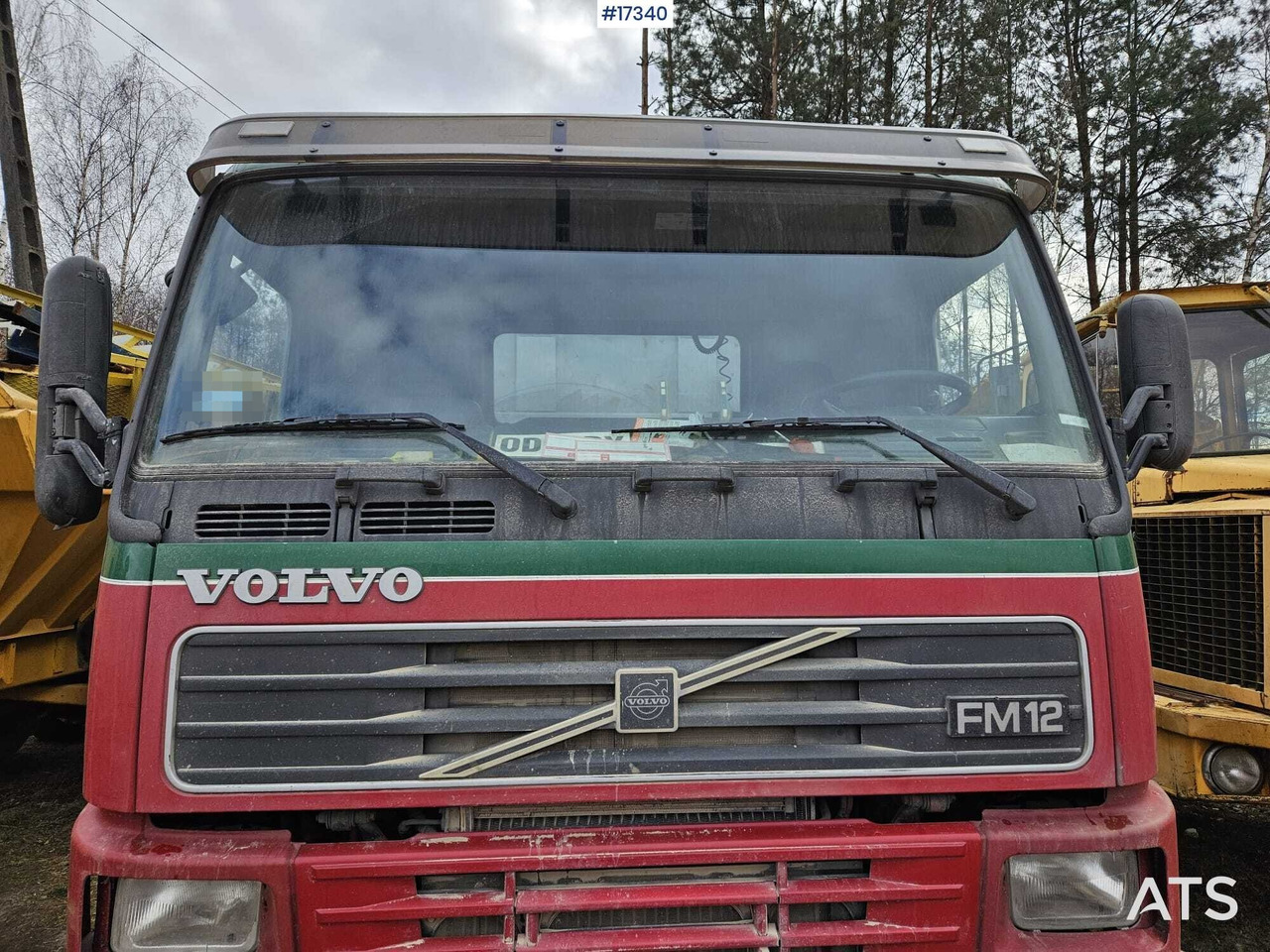 2000 Volvo 420 8x4 - Kravas automašīna pašizgāzējs: foto 4 2000 Volvo 420 8x4 - Kravas automašīna pašizgāzējs: foto 4