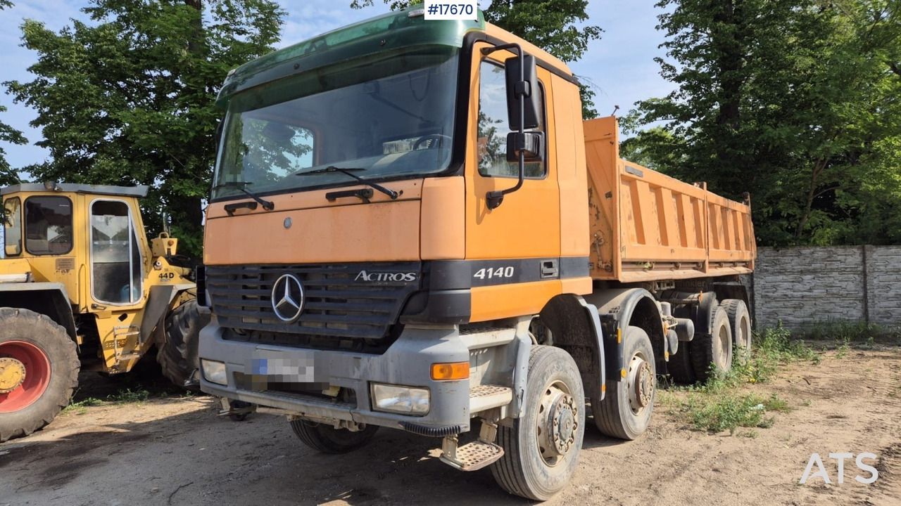 2002 Mercedes-Benz 4140 - Kravas automašīna pašizgāzējs: foto 2 2002 Mercedes-Benz 4140 - Kravas automašīna pašizgāzējs: foto 2