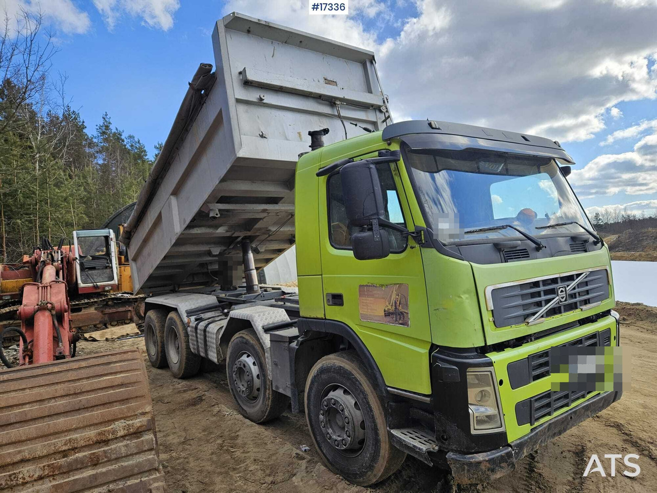 2002 Volvo fm 84R13 8x4 - Kravas automašīna pašizgāzējs: foto 2 2002 Volvo fm 84R13 8x4 - Kravas automašīna pašizgāzējs: foto 2