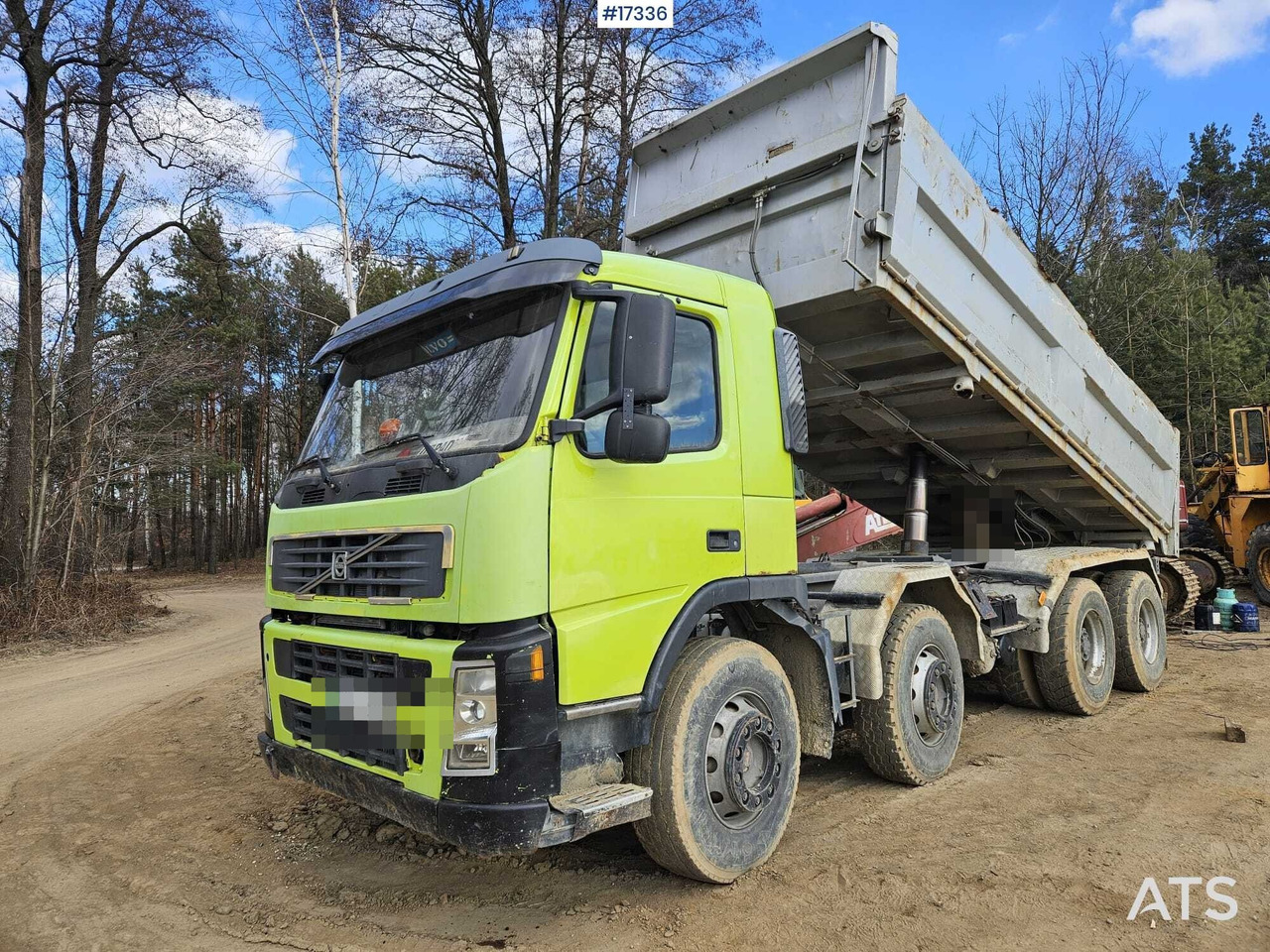 2002 Volvo fm 84R13 8x4 - Kravas automašīna pašizgāzējs: foto 1 2002 Volvo fm 84R13 8x4 - Kravas automašīna pašizgāzējs: foto 1