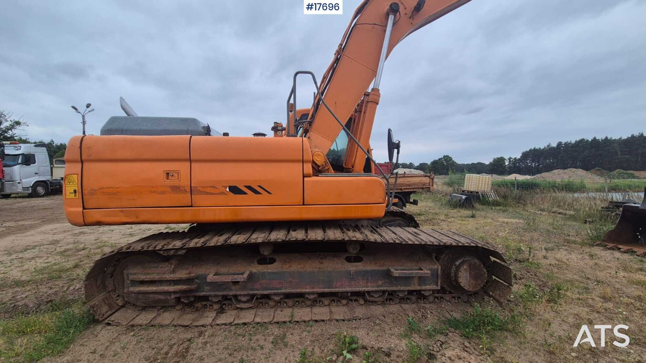 Kāpurķēžu ekskavators 2006 Doosan  DX 300 LC: foto 7