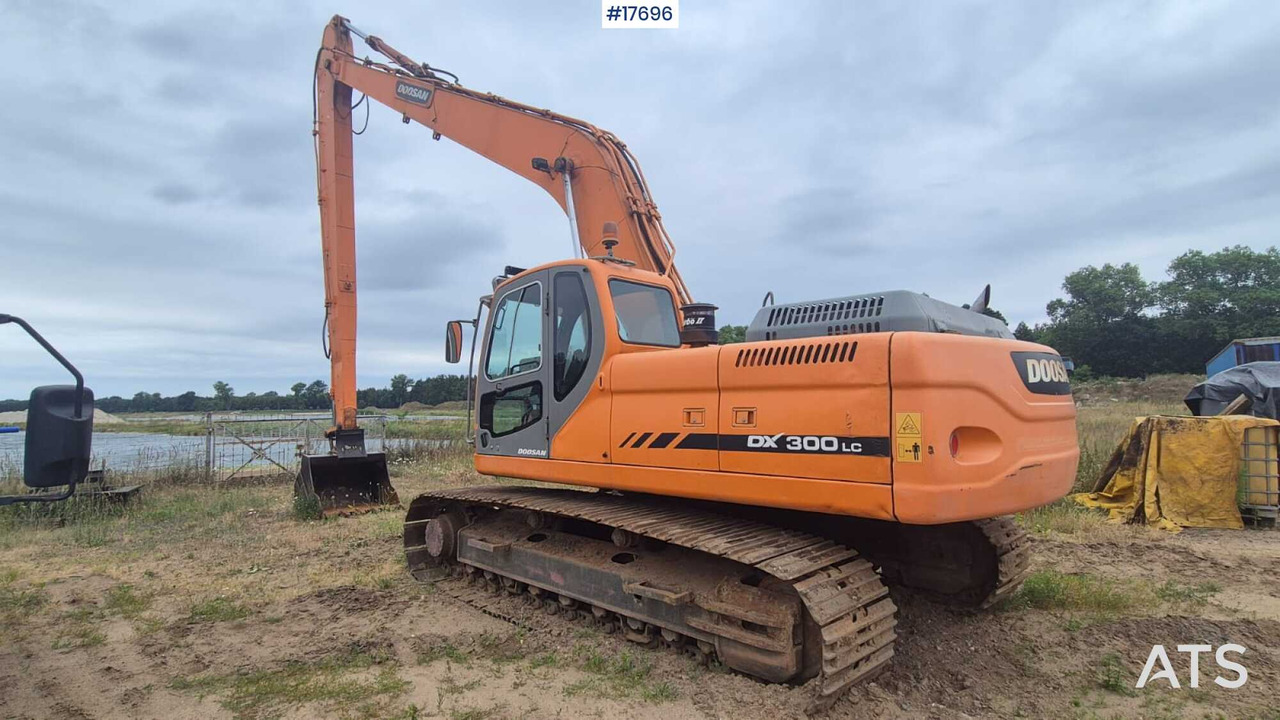 2006 Doosan DX 300 LC - Kāpurķēžu ekskavators: foto 1 2006 Doosan DX 300 LC - Kāpurķēžu ekskavators: foto 1