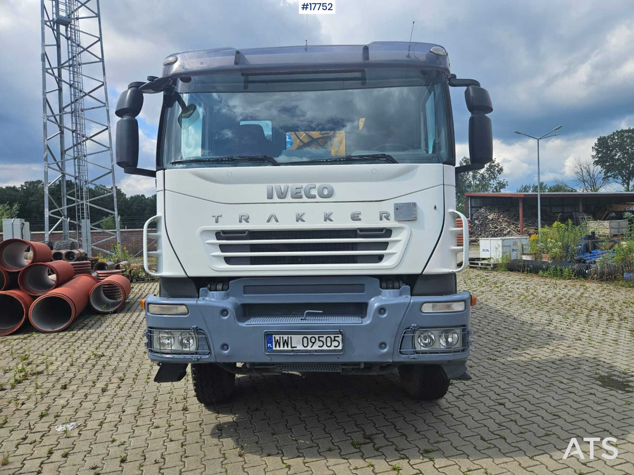 2007 Iveco Trakker +EFFER 210 3s - Kravas auto ar manipulatoru, Kravas automašīna pašizgāzējs: foto 3 2007 Iveco Trakker +EFFER 210 3s - Kravas auto ar manipulatoru, Kravas automašīna pašizgāzējs: foto 3