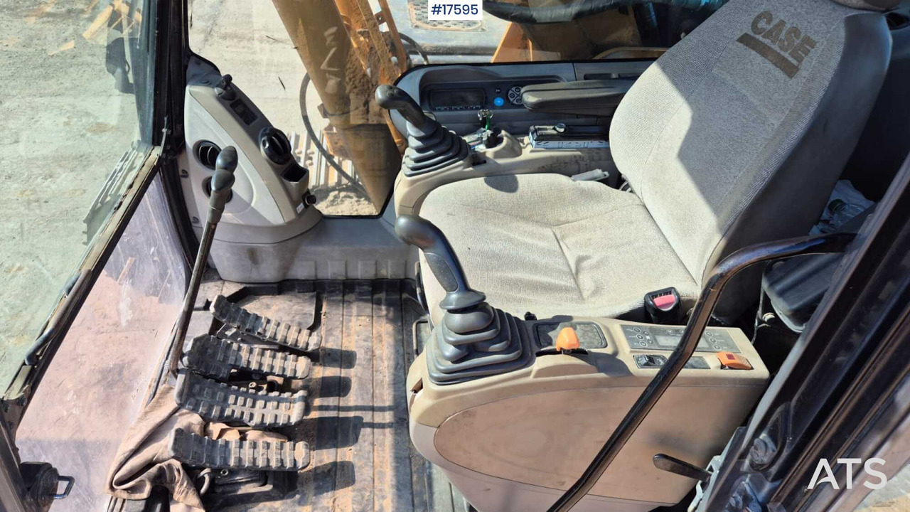 Kāpurķēžu ekskavators 2008 Case  CX210B: foto 18