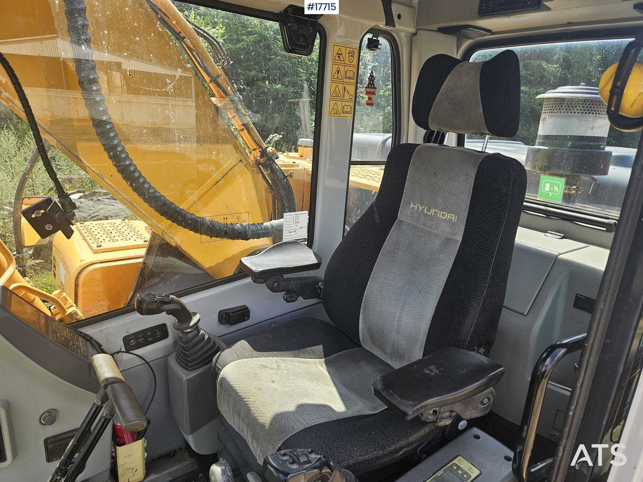 Kāpurķēžu ekskavators 2008 Hyundai 250 LC- 7A: foto 10