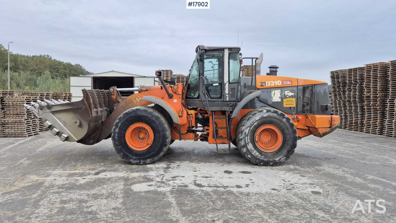 2009 Hitachi ZW 310 - Riteņu iekrāvējs: foto 2 2009 Hitachi ZW 310 - Riteņu iekrāvējs: foto 2