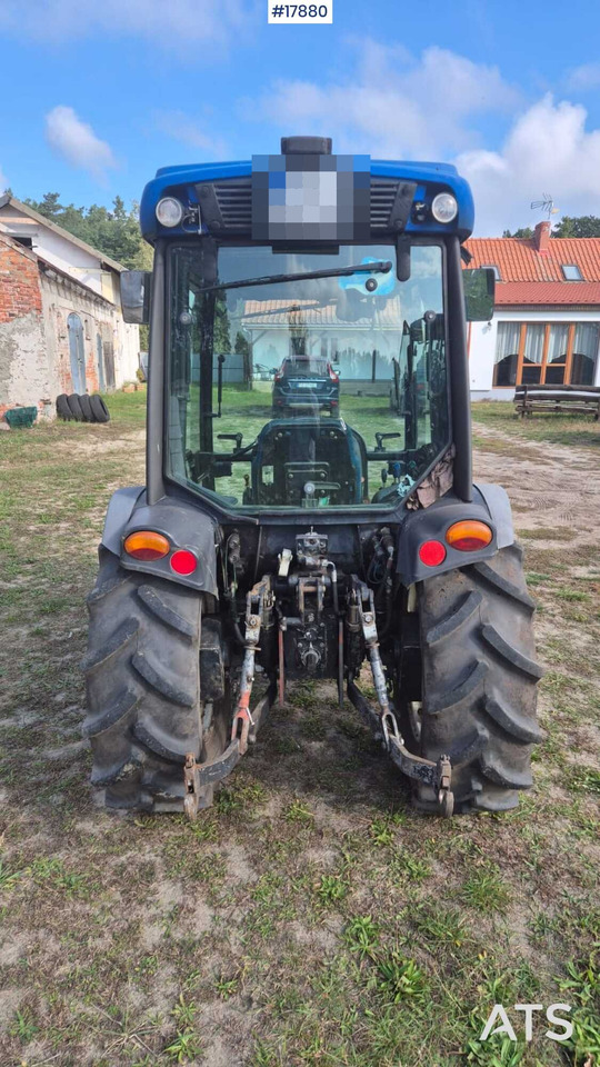 Mini traktors 2011 New Holland T 3040: foto 8 Mini traktors 2011 New Holland T 3040: foto 8