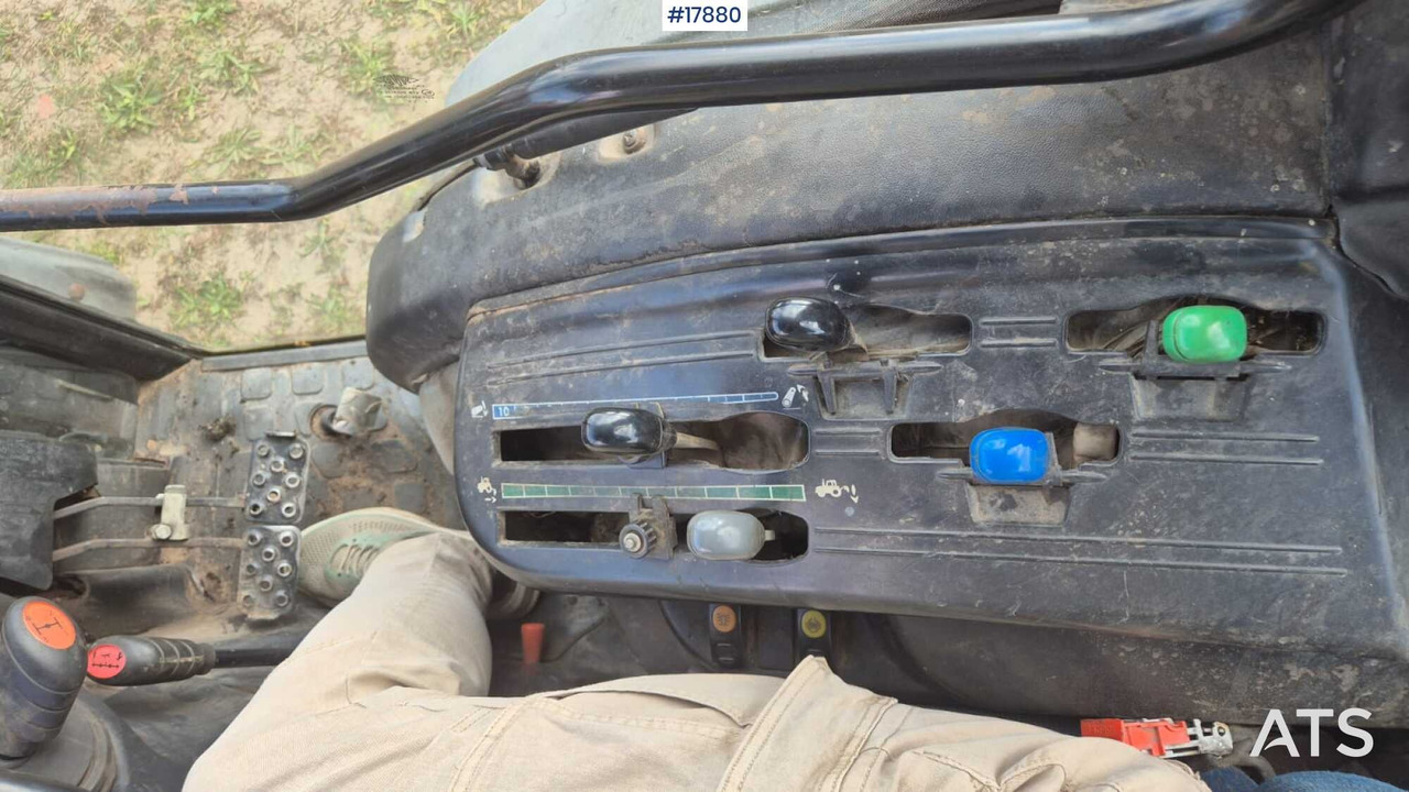 Mini traktors 2011 New Holland T 3040: foto 15 Mini traktors 2011 New Holland T 3040: foto 15