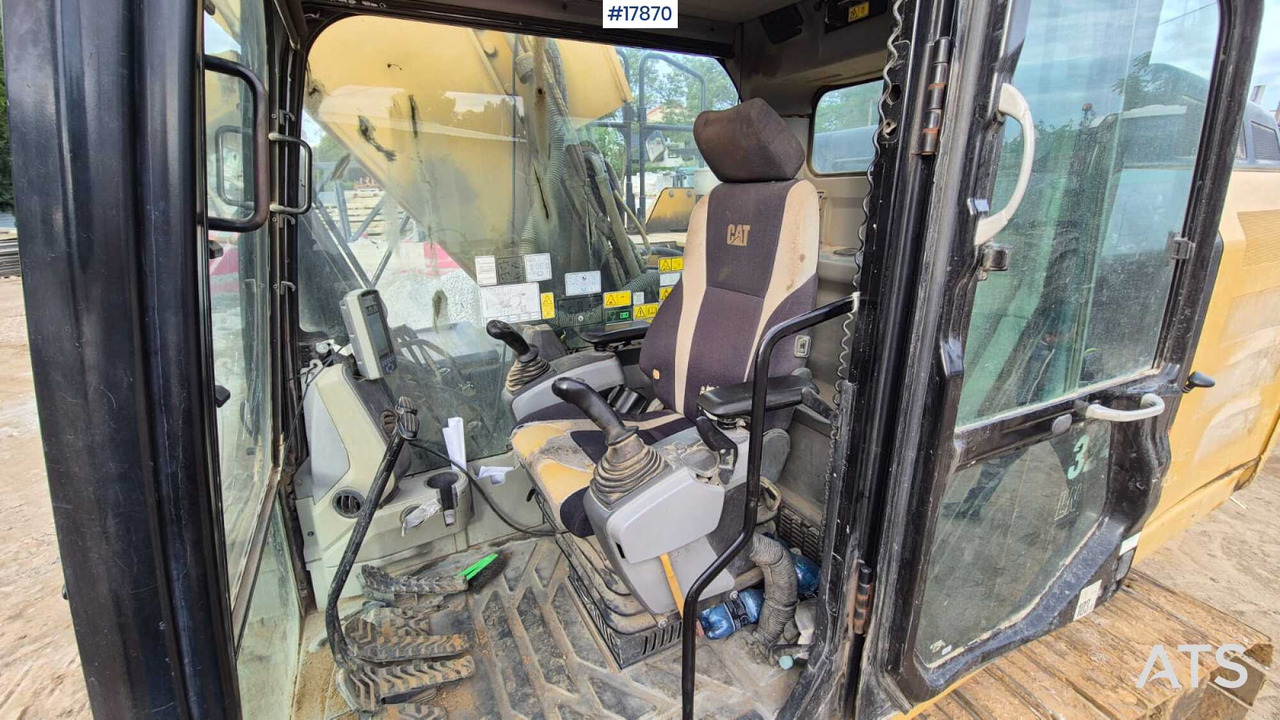 Kāpurķēžu ekskavators 2012 CAT 324E: foto 18 Kāpurķēžu ekskavators 2012 CAT 324E: foto 18