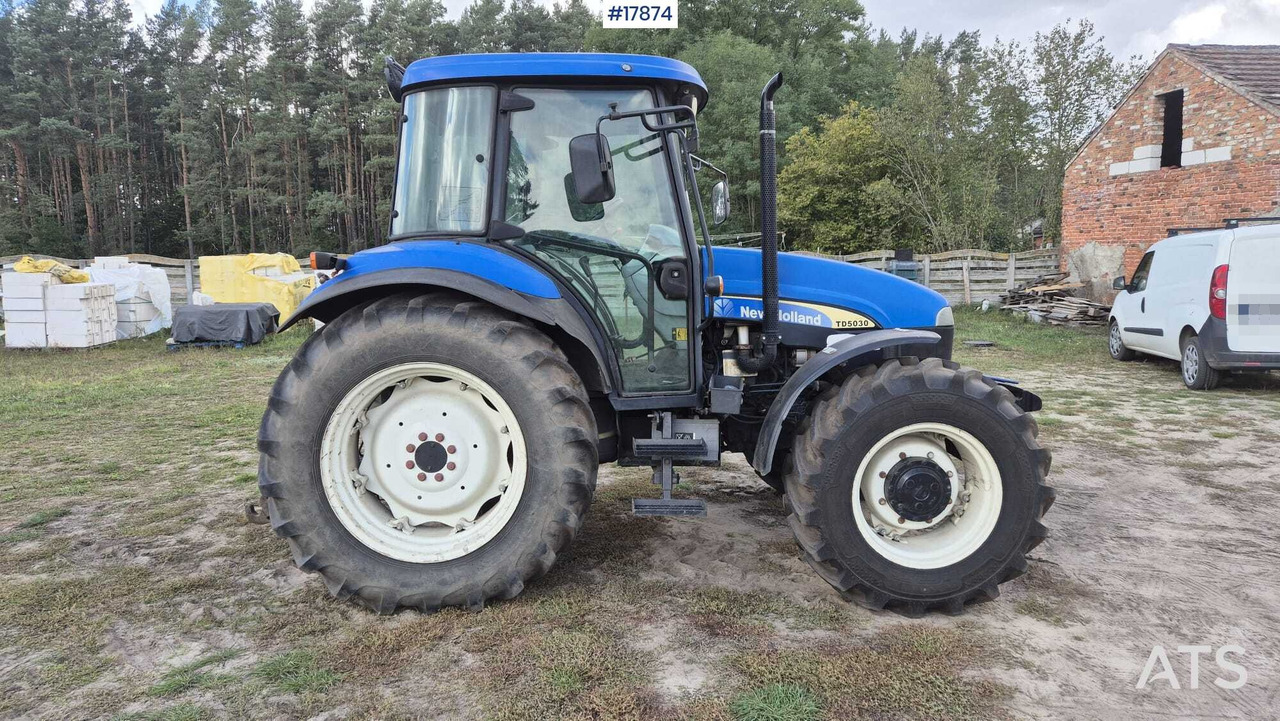 2012 New Holland TD 5030 - Traktors: foto 2 2012 New Holland TD 5030 - Traktors: foto 2