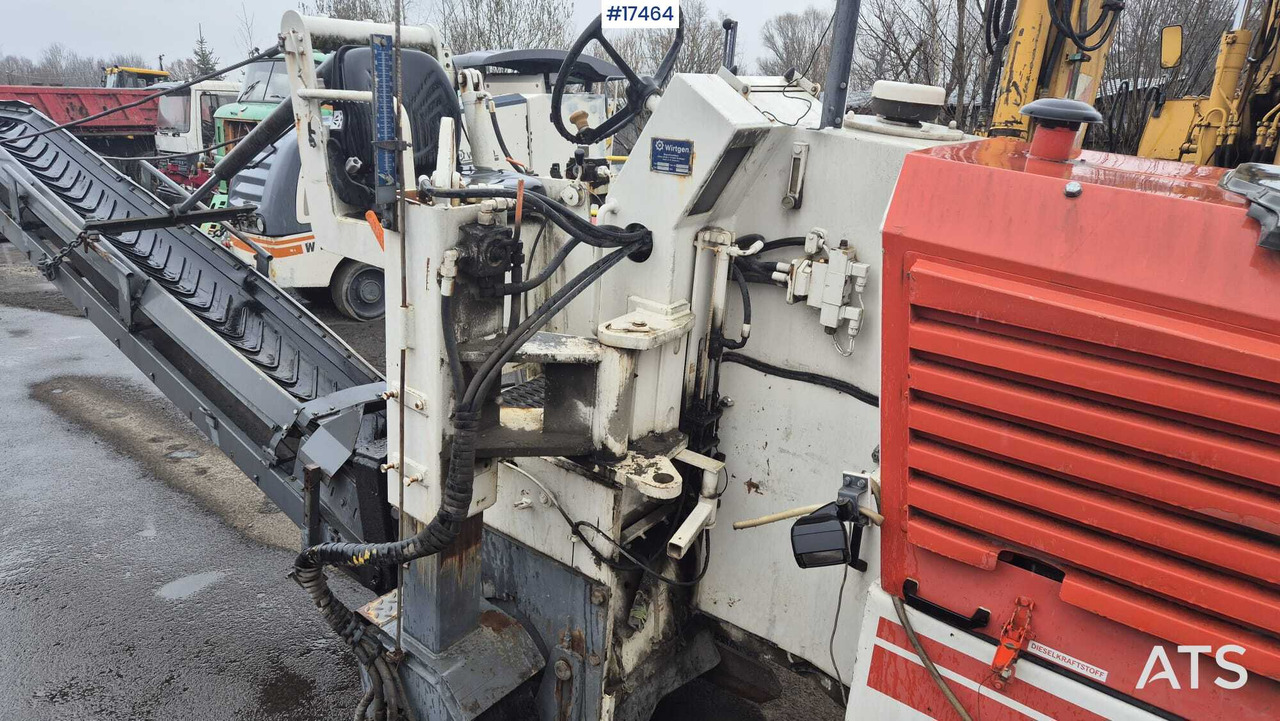 Asphalt milling machine WIRTGEN W-500 (1993) - Asfalta frēze: foto 4 Asphalt milling machine WIRTGEN W-500 (1993) - Asfalta frēze: foto 4