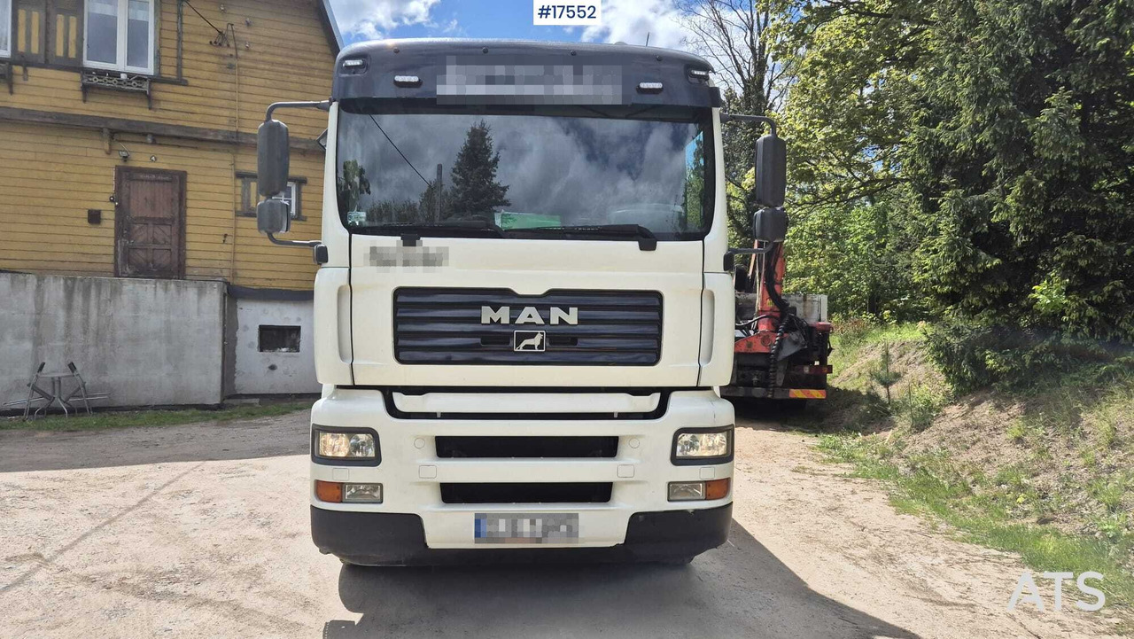 Box truck MAN 35.430 (2005) with HDS PALFINGER PK23002 (2005) - Kravas automašīna ar slēgto virsbūvi: foto 2 Box truck MAN 35.430 (2005) with HDS PALFINGER PK23002 (2005) - Kravas automašīna ar slēgto virsbūvi: foto 2