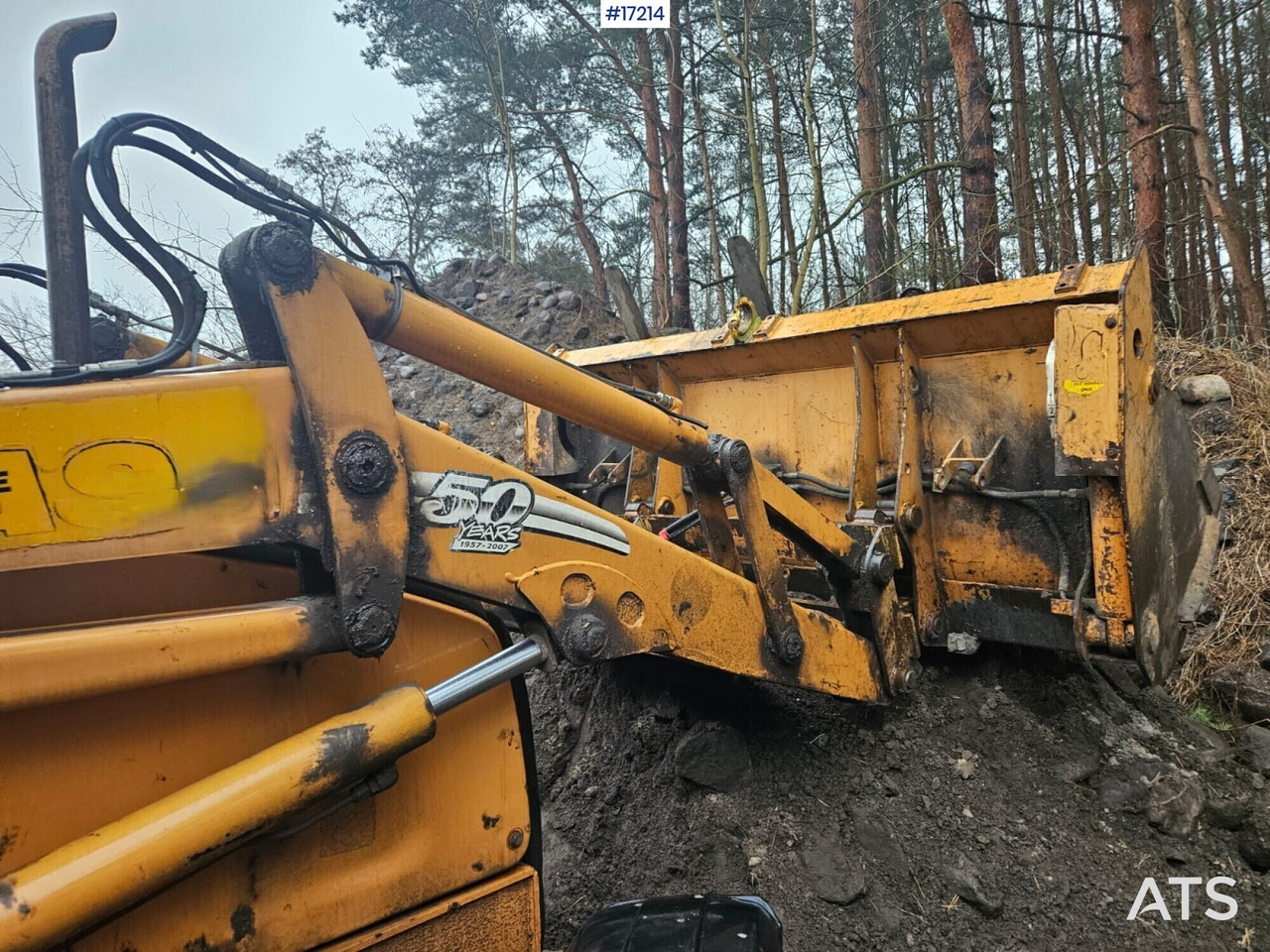 CASE 580SR - 4PT Backhoe Loader (2007) - Ekskavators-iekrāvējs: foto 4 CASE 580SR - 4PT Backhoe Loader (2007) - Ekskavators-iekrāvējs: foto 4