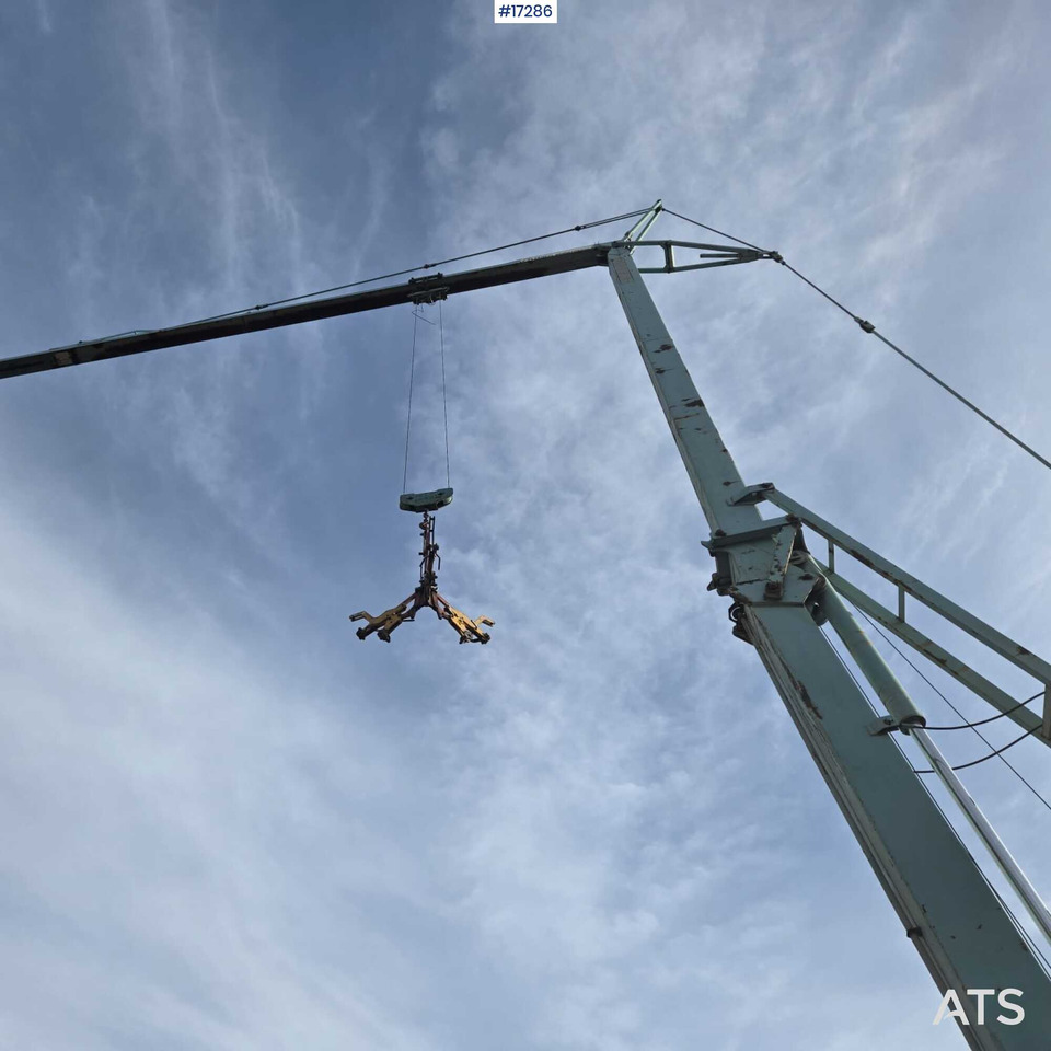 Crane CATTANEO CM61R construction crane (1992) - Celtnis: foto 2 Crane CATTANEO CM61R construction crane (1992) - Celtnis: foto 2