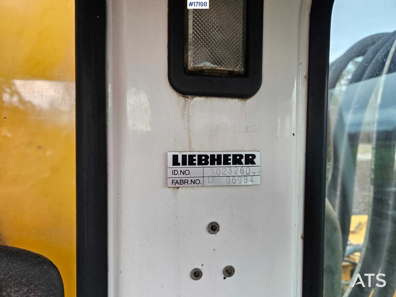 Kāpurķēžu ekskavators Excavator LIEBHERR R914 B HD S L Litronic (2004): foto 18