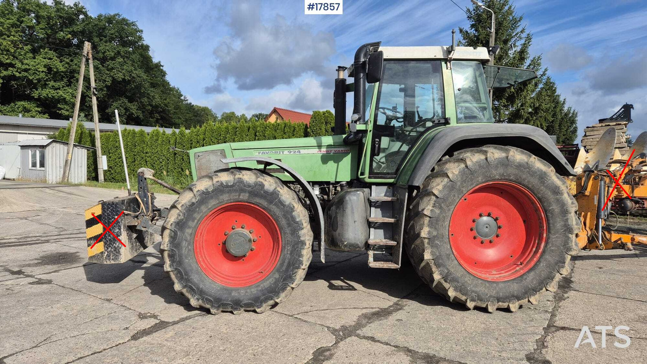 FENDT VARIO FAVORIT 924 agricultural tractor (1999) - Traktors: foto 5 FENDT VARIO FAVORIT 924 agricultural tractor (1999) - Traktors: foto 5