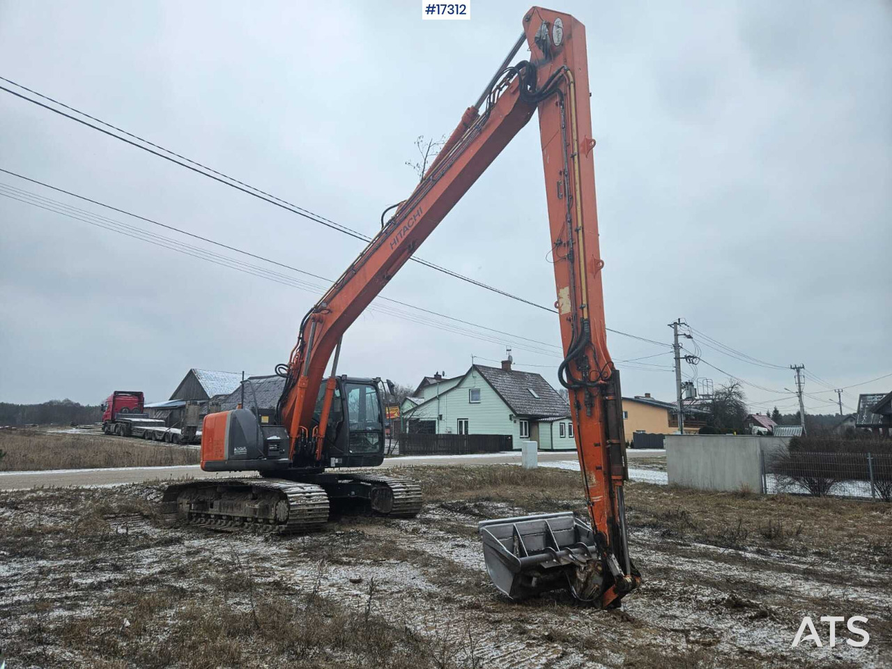 HITACHI ZX225 USRLC Crawler Excavator LONG 16m (2012) - Kāpurķēžu ekskavators: foto 4 HITACHI ZX225 USRLC Crawler Excavator LONG 16m (2012) - Kāpurķēžu ekskavators: foto 4