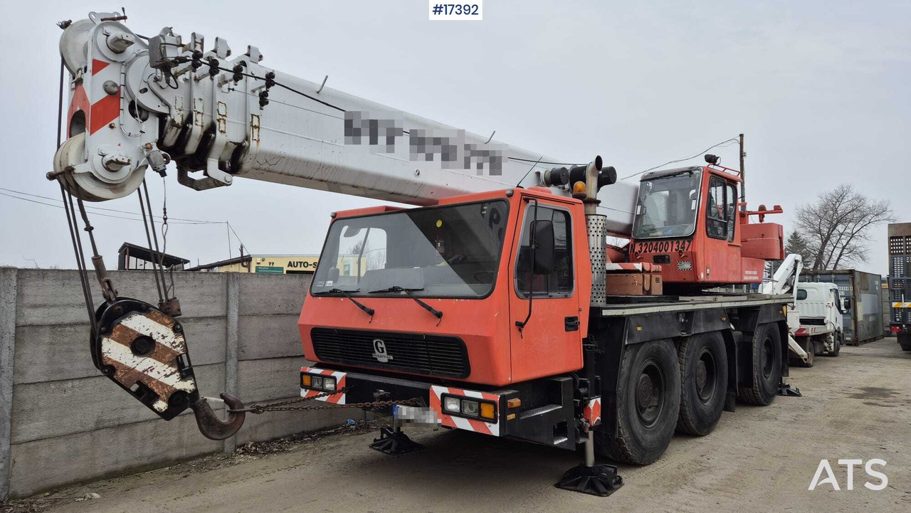 Mobile Crane GROVE GMK 3050 (2001) - Autoceltnis: foto 1 Mobile Crane GROVE GMK 3050 (2001) - Autoceltnis: foto 1