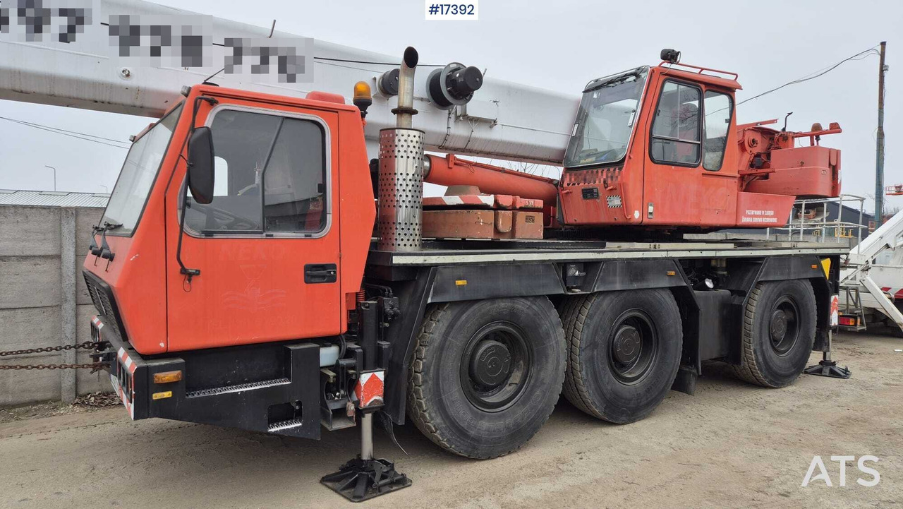 Mobile Crane GROVE GMK 3050 (2001) - Autoceltnis: foto 5 Mobile Crane GROVE GMK 3050 (2001) - Autoceltnis: foto 5