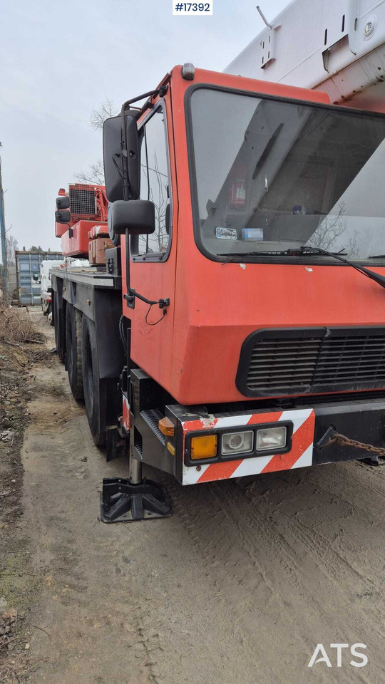 Mobile Crane GROVE GMK 3050 (2001) - Autoceltnis: foto 2 Mobile Crane GROVE GMK 3050 (2001) - Autoceltnis: foto 2
