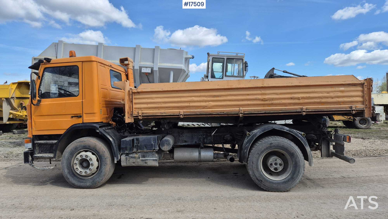 SCANIA 112H tipper (1988) - Kravas automašīna pašizgāzējs: foto 4 SCANIA 112H tipper (1988) - Kravas automašīna pašizgāzējs: foto 4