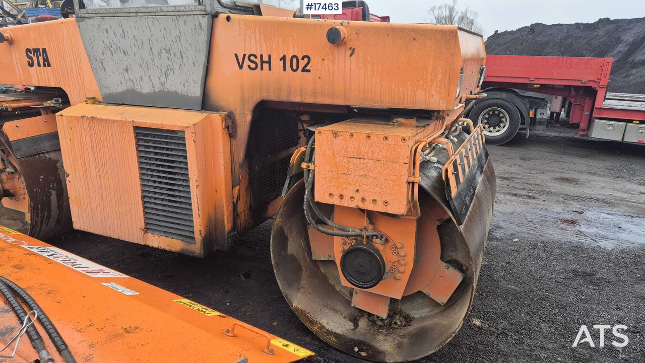 Ceļu veltnis Tandem vibratory roller STAVOSTROJ VSH 102 (1997): foto 17