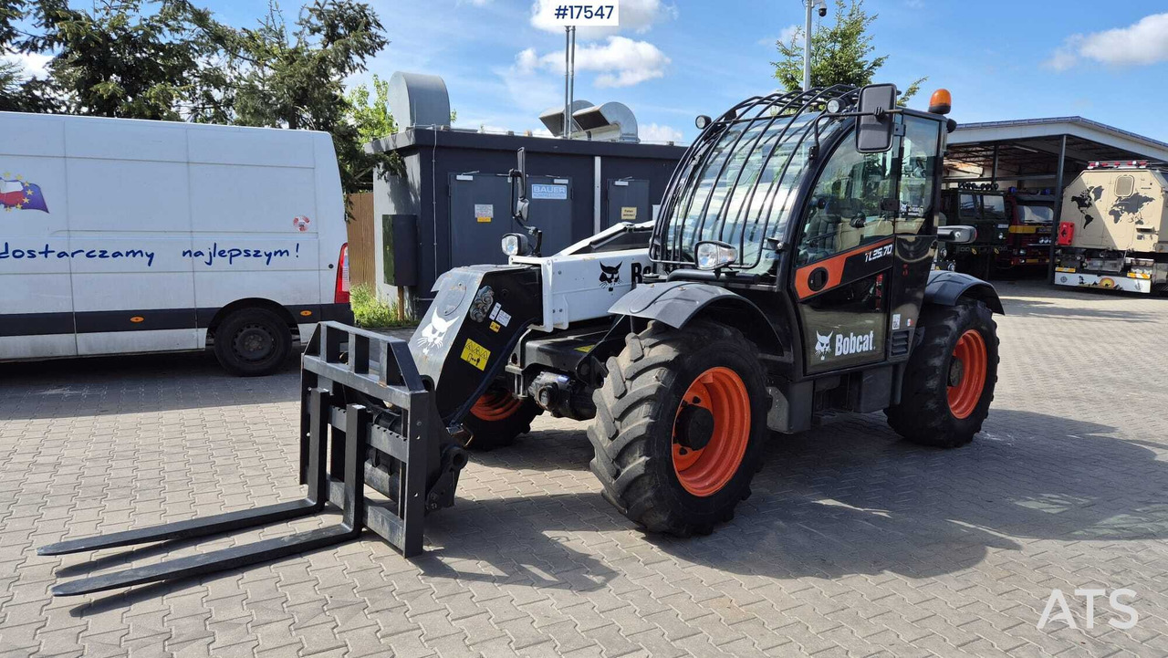 Telescopic wheel loaders BOBCAT TL35-70 (2018) - Teleskopiskais iekrāvējs: foto 1 Telescopic wheel loaders BOBCAT TL35-70 (2018) - Teleskopiskais iekrāvējs: foto 1