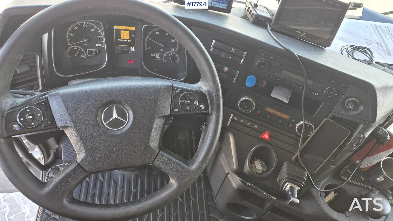 Vilcējs Truck tractor MERCEDES-BENZ ACTROS 1845 (2012): foto 15