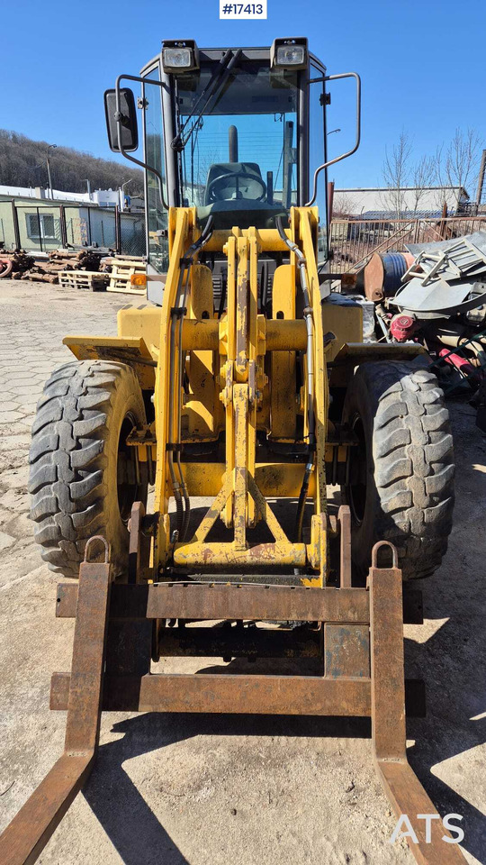 Wheel loader AHLMANN AL 85t 2004) forks, quick coupler, opening bucket. - Riteņu iekrāvējs: foto 3 Wheel loader AHLMANN AL 85t 2004) forks, quick coupler, opening bucket. - Riteņu iekrāvējs: foto 3