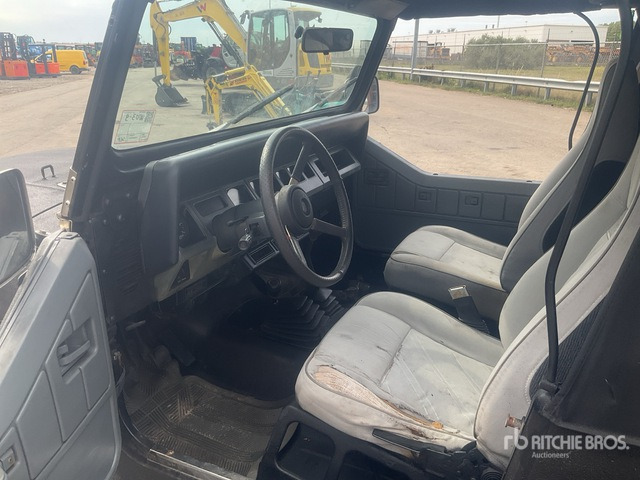 1994 Jeep Wrangler Sport 4x4 SUV - SUV: foto 5 1994 Jeep Wrangler Sport 4x4 SUV - SUV: foto 5