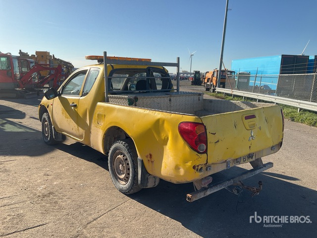 2006 Mitsubishi L200 4x4 Extended Cab Pickup - Pikaps: foto 3 2006 Mitsubishi L200 4x4 Extended Cab Pickup - Pikaps: foto 3