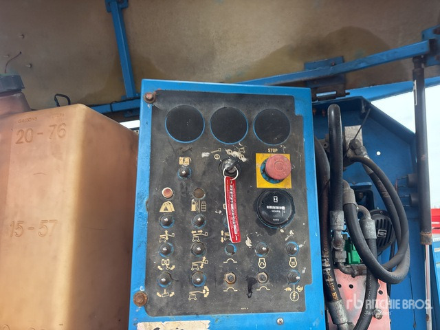 2007 Genie Z-60/34 4WD Diesel Articulating Boom Lift - Izlices pacēlājs: foto 4 2007 Genie Z-60/34 4WD Diesel Articulating Boom Lift - Izlices pacēlājs: foto 4