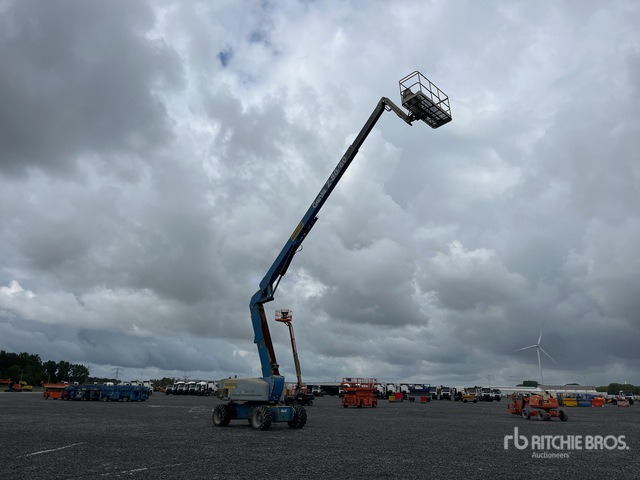 2007 Genie Z-80/60 4WD Diesel Articulating Boom Lift - Izlices pacēlājs: foto 4 2007 Genie Z-80/60 4WD Diesel Articulating Boom Lift - Izlices pacēlājs: foto 4