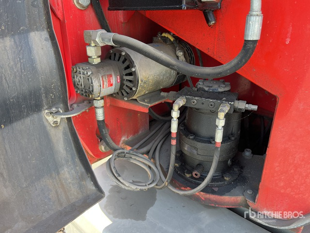 Izlices pacēlājs 2007 Manitou 150AETJC Articulating Boom Lift: foto 6